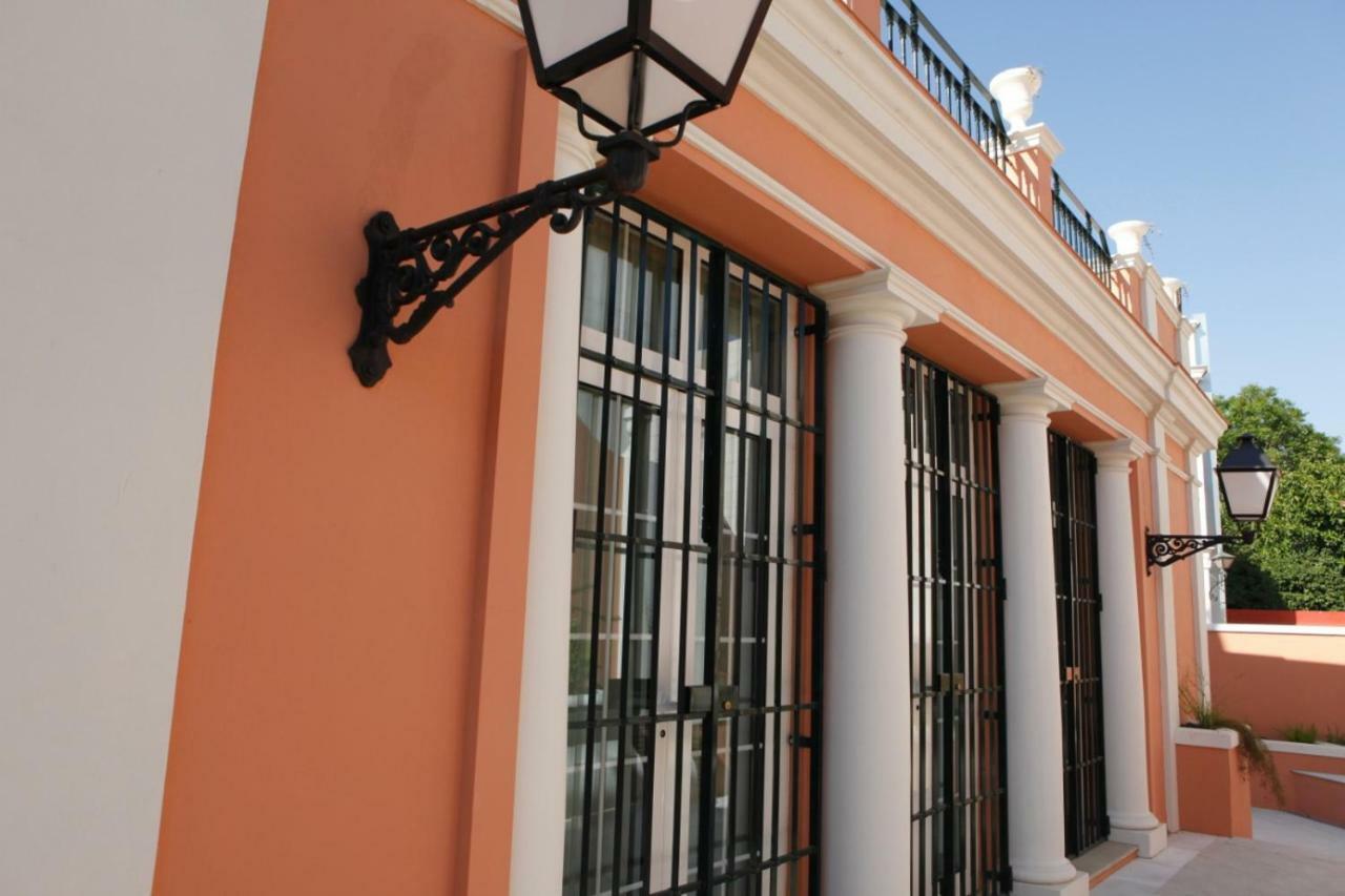 Colegio Mayor Careu - Women Only - University Community Sevilla Exteriör bild